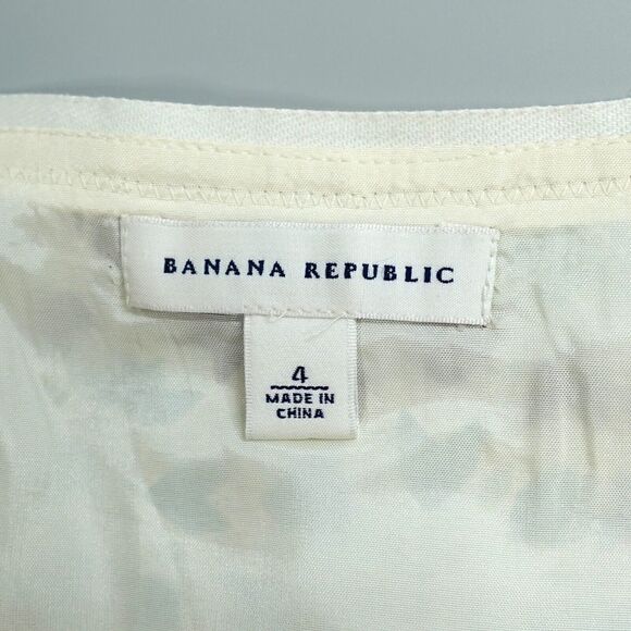 Banana Republic Silk Skirt Womens 4 Green Crinkle Geo-Print Fit & Flare Modest - Picture 2 of 14